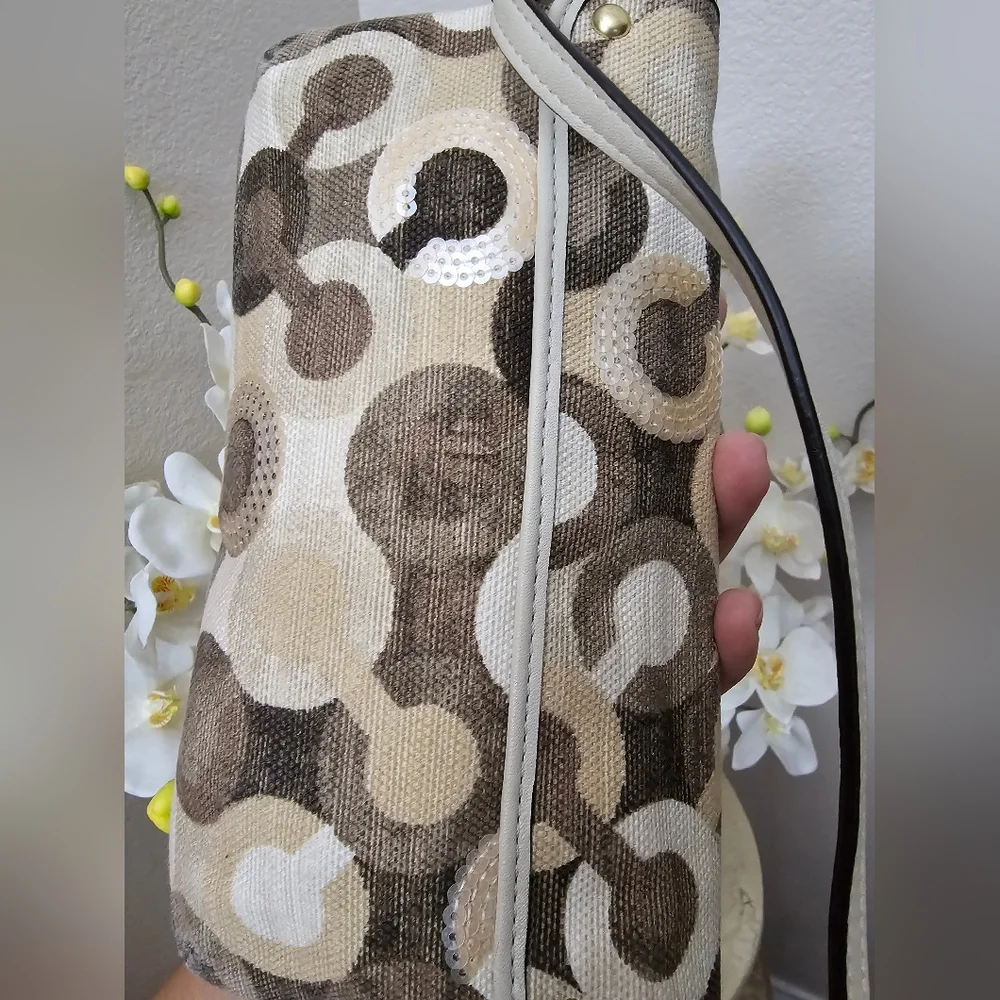 Coach Kristin Embellished Large Clutch Art Deco OP  Leather Multi Tan print EUC - Picture 9 of 16